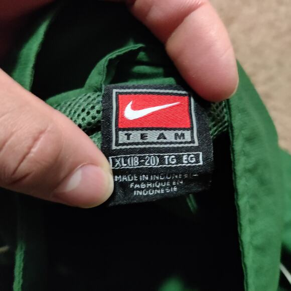 Vintage Nike Zip Up Windbreaker Jacket Boys Size XL (18-20) Green Front Pockets - Picture 4 of 8